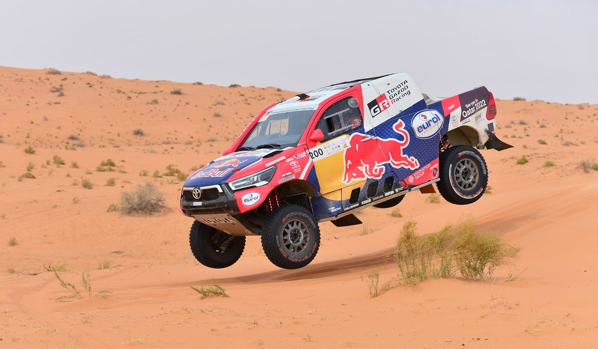 Al Attiyah Leads First Day of Hail Cross-Country Rally